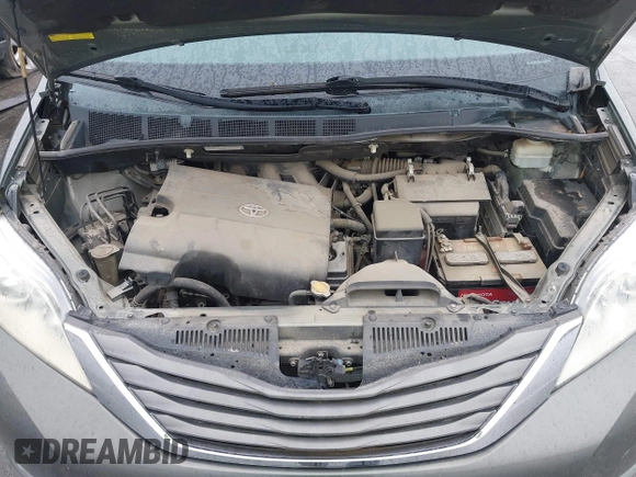 2011 Toyota Sienna XLE AAS with VIN 5TDYK3DC7BS041020, listed as a IAAI auction lot 42218328 with Not Provided miles and . Bid and sale history available at DreamBid. Image 10.