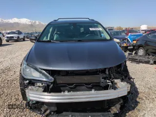 2017 Chrysler Pacifica Touring L Plus with VIN 2C4RC1EG9HR538451, listed as a Copart auction lot 52780275 with 121,915 mi miles and Salvage Title. Bid and sale history available at DreamBid. Image 5.