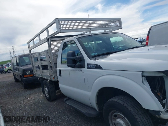 2013 Ford F-250 XL с VIN 1FDBF2A60DEA36359, выставлен на аукционе IAAI как лот 41638468 с пробегом 59 355 миль миль и . История ставок и продаж доступна на DreamBid. Изображение 14.
