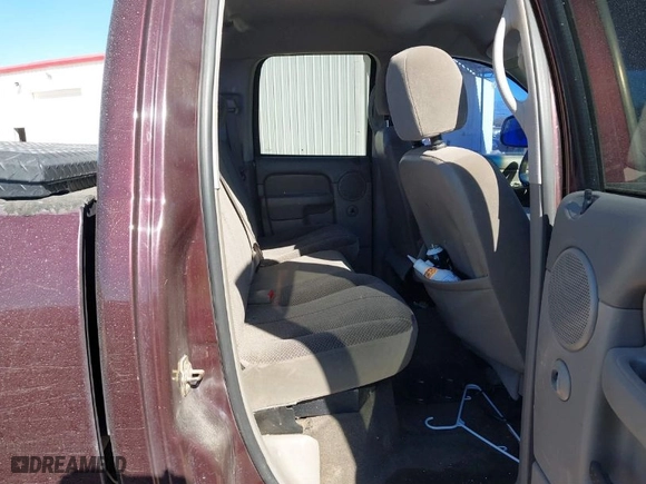 2005 Dodge Ram 1500 SLT with VIN 1D7HU18D05S239747, listed as a IAAI auction lot 41379642 with 175,845 mi miles. Bid and sale history available at carsss.com. Image 8.