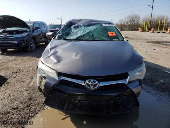 2017 Toyota Camry XLE with VIN 4T1BF1FK2HU333869, listed as a Copart auction lot 50970545 with 101,094 mi miles and Clean Title. Bid and sale history available at carsss.com. Image 5.