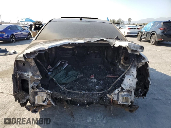 2015 Audi A8 3.0T with VIN WAU3GAFD7FN040450, listed as a Copart auction lot 52540785 with Not provided miles and Salvage title. Bid and sale history available at DreamBid. Image 6.