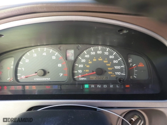 2001 Toyota 4Runner SR5 with VIN JT3HN86R310335526, listed as a IAAI auction lot 41288058 with 202,219 mi miles. Bid and sale history available at carsss.com. Image 7.