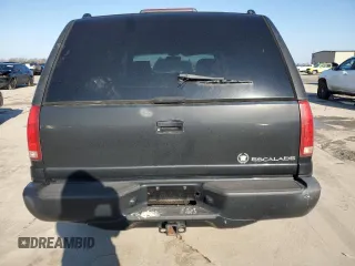 1999 Cadillac Escalade z VIN 1GYEK13R7XR402243, wystawiony jako Copart lot #43269935 z przebiegiem 231 465 mil mil oraz Czysty tytuł • Clean title. Historia ofert i sprzedaży dostępna na DreamBid. Obrazek 6.