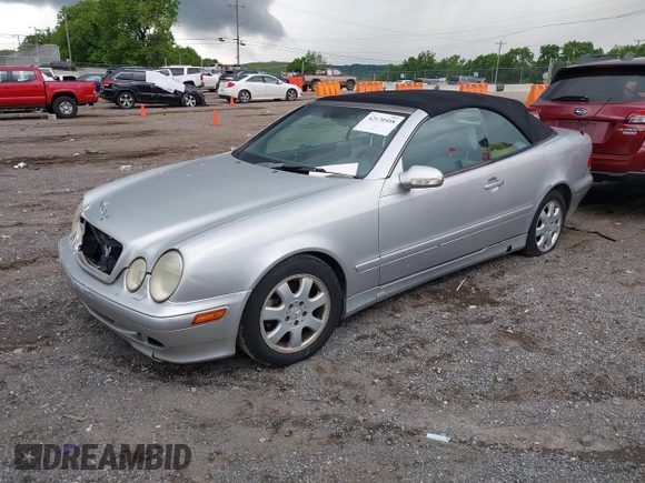2001 Mercedes-Benz CLK 320/430 with VIN WDBLK65G41T077792, listed as a IAAI auction lot 42170508 with Not Provided miles and . Bid and sale history available at carsss.com. Image 2.