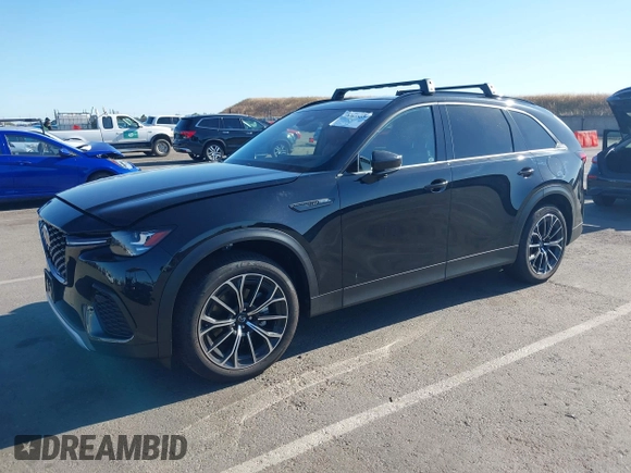2025 Mazda CX-70 Premium Plus with VIN JM3KJEHA8S1100304, listed as a IAAI auction lot 42261867 with 2,678 mi miles and . Bid and sale history available at DreamBid. Image 17.