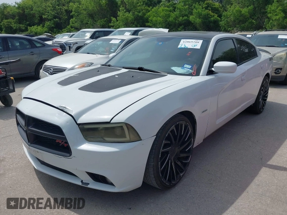 2013 Dodge Charger RT with VIN 2C3CDXCT1DH654737, listed as a IAAI auction lot 42069208 with 226,509 mi miles. Bid and sale history available at carsss.com. Image 17.