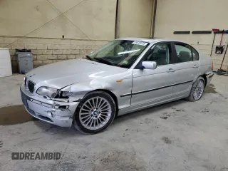 2003 BMW 3 Series 330i z VIN WBAEV53433KM28959, wystawiony jako Copart lot #58649225 z przebiegiem 110 586 mil mil oraz Szkoda całkowita • Salvage title. Historia ofert i sprzedaży dostępna na DreamBid. Obrazek 1.
