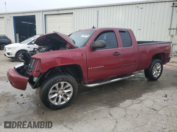 2007 Chevrolet Silverado 1500 LT w/1LT with VIN 1GCEC19007Z599753, listed as a Copart auction lot 88980085 with 215,387 mi miles and Non Repairable. Bid and sale history available at carsss.com. Image 1.