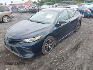 2019 Toyota Camry LE z VIN 4T1B11HK2KU738133, wystawiony jako IAAI lot #42499213 z przebiegiem 203 636 mil mil oraz . Historia ofert i sprzedaży dostępna na DreamBid. Obrazek 17.