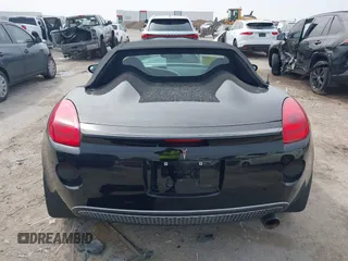 2007 Pontiac Solstice z VIN 1G2MB35B87Y135895, wystawiony jako IAAI lot #41733986 z przebiegiem 50 109 mil mil oraz . Historia ofert i sprzedaży dostępna na DreamBid. Obrazek 16.