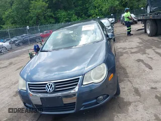 2007 Volkswagen Eos 3.2L с VIN WVWFB71F27V027570, выставлен на аукционе IAAI как лот 42251879 с пробегом 113 736 миль миль и . История ставок и продаж доступна на DreamBid. Изображение 12.
