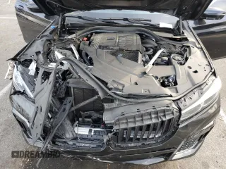 2021 BMW 7 Series 740i with VIN WBA7T2C01MCF51202, listed as a Copart auction lot 84522934 with Not provided miles and Salvage title. Bid and sale history available at DreamBid. Image 11.