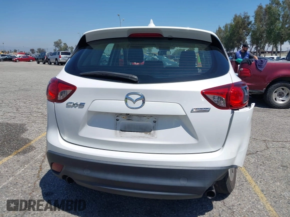 2016 Mazda CX-5 Sport с VIN JM3KE2BY5G0793032, выставлен на аукционе IAAI как лот 42128706 с пробегом 52 010 миль миль и . История ставок и продаж доступна на DreamBid. Изображение 16.