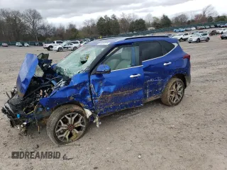 2021 Kia Seltos SX with VIN KNDETCA23M7152916, listed as a Copart auction lot 49823275 with 66,463 mi miles and Salvage Title. Bid and sale history available at carsss.com. Image 1.