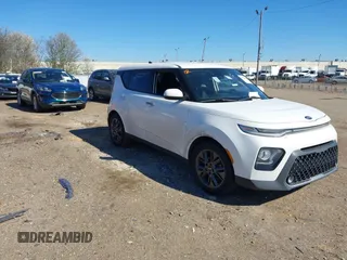 2020 Kia Soul EX with VIN KNDJ33AU8L7075233, listed as a IAAI auction lot 41763171 with 97,410 mi miles. Bid and sale history available at carsss.com. Image 1.