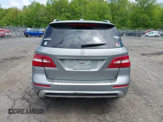 2013 Mercedes-Benz M 550 with VIN 4JGDA7DBXDA195653, listed as a IAAI auction lot 42261856 with 191,810 mi miles and . Bid and sale history available at DreamBid. Image 16.