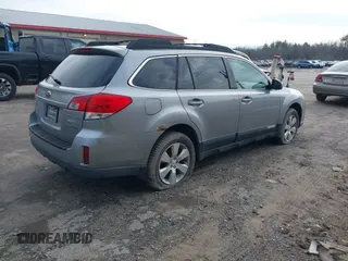 2011 Subaru Outback Premium z VIN 4S4BRBCC3B3338358, wystawiony jako IAAI lot #41776201 z przebiegiem 264 373 mil mil oraz . Historia ofert i sprzedaży dostępna na DreamBid. Obrazek 4.