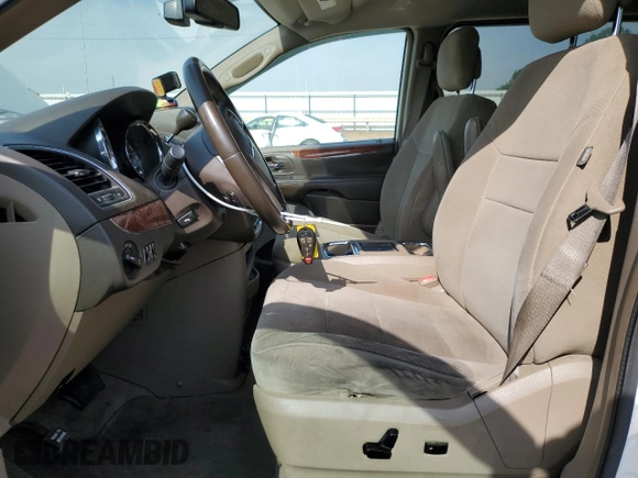 2011 Chrysler Town & Country Touring with VIN 2A4RR5DG7BR712588, listed as a Copart auction lot 54236425 with 252,748 mi miles and Clean Title. Bid and sale history available at DreamBid. Image 7.