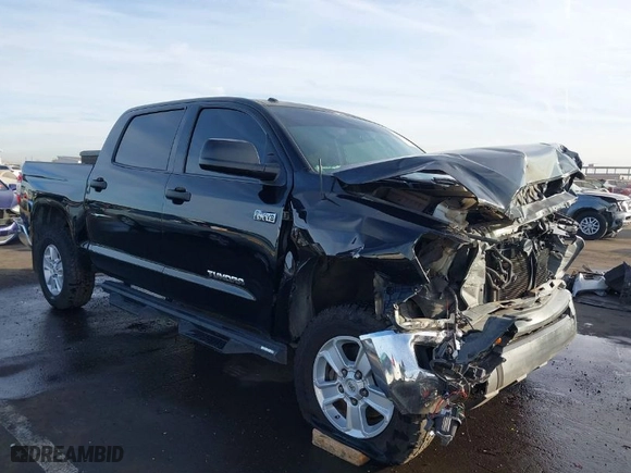 2014 Toyota Tundra 2WD Truck SR5 with VIN 5TFEY5F13EX161341, listed as a IAAI auction lot 40934818 with 170,441 mi miles. Bid and sale history available at carsss.com. Image 1.