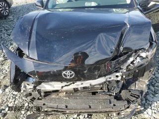 2025 Toyota Camry LE with VIN 4T1DAACK1SU533001, listed as a Copart auction lot 43747945 with 9,236 mi miles and Salvage Title. Bid and sale history available at DreamBid. Image 11.