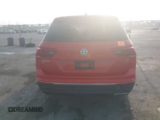 2018 Volkswagen Tiguan SEL z VIN 3VV3B7AX1JM208075, wystawiony jako IAAI lot #42651678 z przebiegiem Nie podano mil oraz . Historia ofert i sprzedaży dostępna na DreamBid. Obrazek 15.