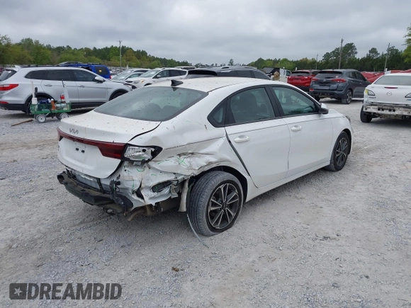2024 Kia Forte LXS with VIN 3KPF24AD0RE728175, listed as a IAAI auction lot 41958794 with 11,074 mi miles. Bid and sale history available at carsss.com. Image 4.