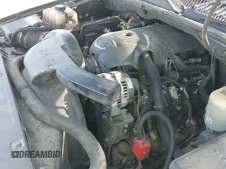 2002 Chevrolet Tahoe LT с VIN 1GNEC13Z42J343170, выставлен на аукционе IAAI как лот 42595305 с пробегом 383 405 миль миль и . История ставок и продаж доступна на DreamBid. Изображение 20.