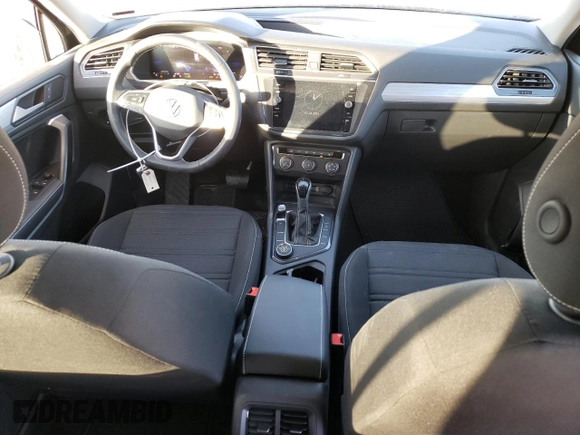 2024 Volkswagen Tiguan S with VIN 3VVFB7AX9RM139970, listed as a Copart auction lot 44261515 with 5,265 mi miles and Salvage title. Bid and sale history available at DreamBid. Image 8.