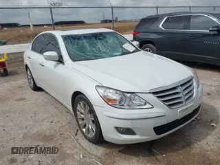 2009 Hyundai Genesis with VIN KMHGC46E39U034001, listed as a IAAI auction lot 42111636 with 116,358 mi miles and . Bid and sale history available at DreamBid. Image 1.