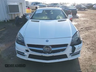 2015 Mercedes-Benz SLK-Class SLK 250 with VIN WDDPK4HA8FF111565, listed as a IAAI auction lot 41091420 with 37,873 mi miles. Bid and sale history available at carsss.com. Image 11.