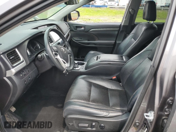 2018 Toyota Highlander Limited with VIN 5TDDZRFH9JS817037, listed as a Copart auction lot 60607945 with 101,624 mi miles and Salvage title. Bid and sale history available at DreamBid. Image 7.