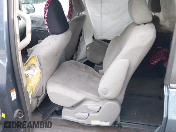 2017 Toyota Sienna L with VIN 5TDZZ3DC3HS837529, listed as a IAAI auction lot 41924710 with 144,675 mi miles and . Bid and sale history available at DreamBid. Image 8.