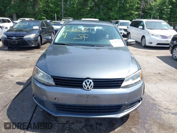 2012 Volkswagen Jetta SE with VIN 3VWBP7AJ3CM074662, listed as a IAAI auction lot 42282561 with 187,342 mi miles and . Bid and sale history available at DreamBid. Image 12.