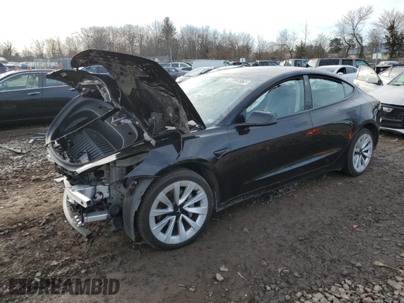 2022 Tesla Model 3 z VIN 5YJ3E1EA3NF288398, wystawiony jako Copart lot #46535375 z przebiegiem 89 968 mil mil oraz Szkoda całkowita • Salvage title. Historia ofert i sprzedaży dostępna na DreamBid. Obrazek 1.