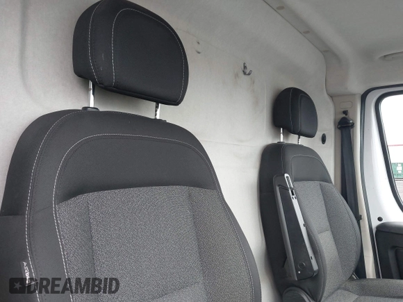 2018 Ram ProMaster Cargo with VIN 3C6TRVAG8JE136842, listed as a IAAI auction lot 41911718 with 125,801 mi miles and . Bid and sale history available at DreamBid. Image 8.