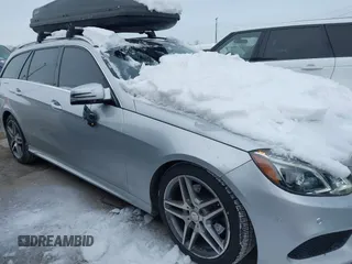 2016 Mercedes-Benz E-Class E 350 Luxury with VIN WDDHH8JBXGB335197, listed as a IAAI auction lot 41344354 with 96,164 mi miles. Bid and sale history available at carsss.com. Image 13.