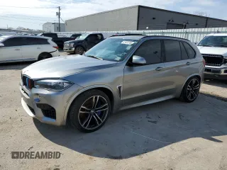 2017 BMW X5 M z VIN 5YMKT6C58H0U38973, wystawiony jako Copart lot #47422705 z przebiegiem 54 567 mil mil oraz Tytuł czysty. Historia ofert i sprzedaży dostępna na DreamBid. Obrazek 1.