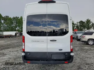 2020 Ford Transit Cargo with VIN 1FTBR3X8XLKB54445, listed as a Copart auction lot 64402515 with 213,226 mi miles and Clean title. Bid and sale history available at DreamBid. Image 6.
