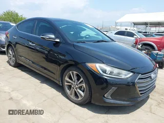 2017 Hyundai Elantra SE z VIN 5NPD84LF5HH045564, wystawiony jako IAAI lot #42164846 z przebiegiem 63 212 mil mil oraz . Historia ofert i sprzedaży dostępna na DreamBid. Obrazek 1.