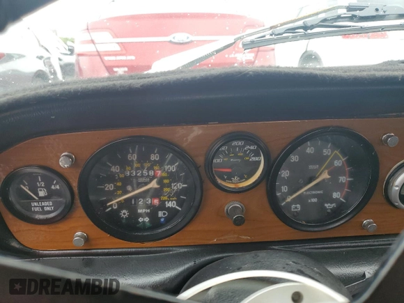 1979 FIAT 124 Spider z VIN 124CS20146682, wystawiony jako Copart lot #73923954 z przebiegiem 83 258 mil mil oraz Szkoda całkowita • Salvage title. Historia ofert i sprzedaży dostępna na DreamBid. Obrazek 9.