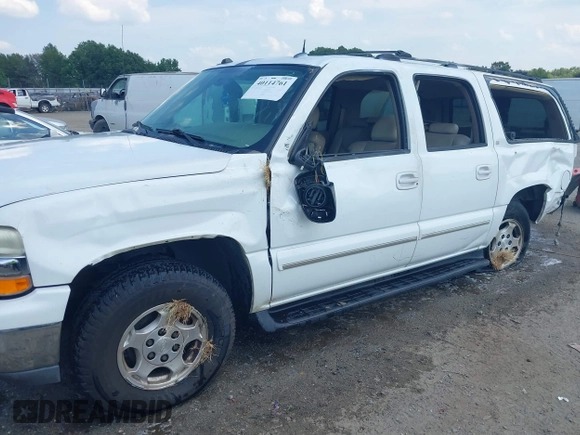 2004 Chevrolet Suburban LT with VIN 1GNEC16Z94J104406, listed as a IAAI auction lot 40114761 with 243,468 mi miles. Bid and sale history available at carsss.com. Image 6.