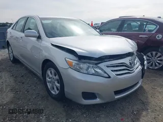 2011 Toyota Camry LE z VIN 4T4BF3EK9BR216865, wystawiony jako IAAI lot #42119332 z przebiegiem 84 061 mil mil oraz . Historia ofert i sprzedaży dostępna na DreamBid. Obrazek 1.