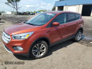 2019 Ford Escape SE z VIN 1FMCU9GD7KUC00377, wystawiony jako Copart lot #56136395 z przebiegiem 199 398 mil mil oraz Tytuł czysty. Historia ofert i sprzedaży dostępna na DreamBid. Obrazek 1.