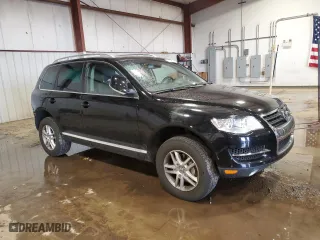 2008 Volkswagen Touareg 2 V6 with VIN WVGBE77L98D047403, listed as a Copart auction lot 43111075 with 119,407 mi miles and Salvage Title. Bid and sale history available at carsss.com. Image 4.