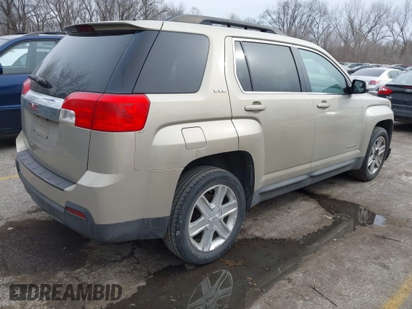 2011 GMC Terrain SLE-2 with VIN 2CTALSEC6B6383371, listed as a IAAI auction lot 41553848 with 192,709 mi miles. Bid and sale history available at carsss.com. Image 4.