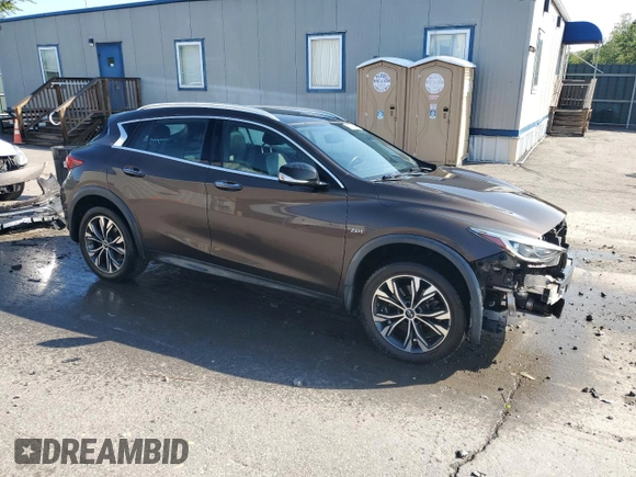2019 Infiniti QX30 Luxe z VIN SJKCH5CR8KA006894, wystawiony jako Copart lot #58809565 z przebiegiem 50 697 mil mil oraz Szkoda całkowita • Salvage title. Historia ofert i sprzedaży dostępna na DreamBid. Obrazek 4.