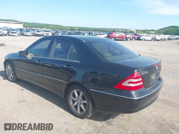 2007 Mercedes-Benz C 280 Luxury with VIN WDBRF92H67F927913, listed as a IAAI auction lot 42249769 with Not provided miles and . Bid and sale history available at DreamBid. Image 3.