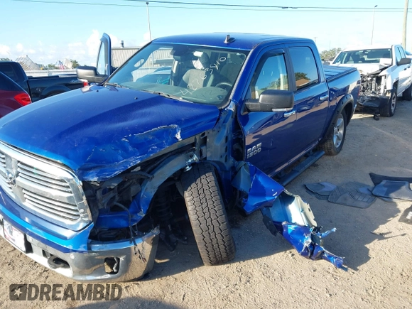 2017 Ram 1500 Big Horn z VIN 3C6RR7LT1HG613738, wystawiony jako IAAI lot #42263410 z przebiegiem 168 816 mil mil oraz . Historia ofert i sprzedaży dostępna na DreamBid. Obrazek 6.