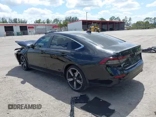 2024 Honda Accord Sport с VIN 1HGCY2F5XRA038624, выставлен на аукционе IAAI как лот 42079871 с пробегом 8 557 миль миль и . История ставок и продаж доступна на DreamBid. Изображение 3.